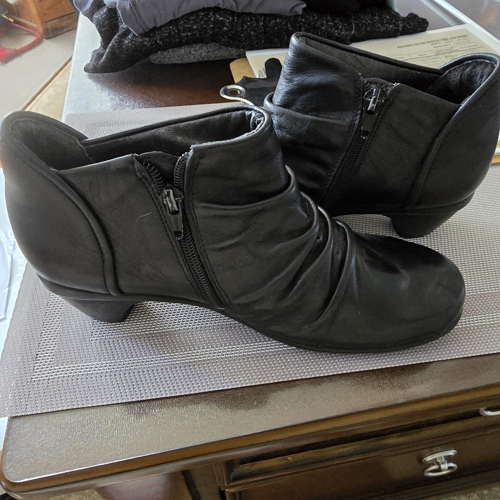 Naot Black Ankle Booties